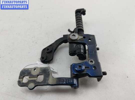 Петля крышки багажника на BMW 3 (E46)