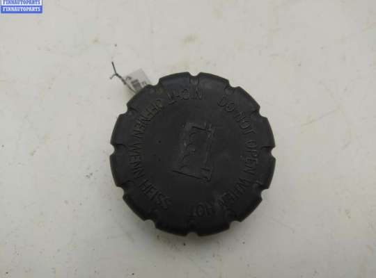 Крышка (пробка) расширительного бачка на Mercedes-Benz E (W210)