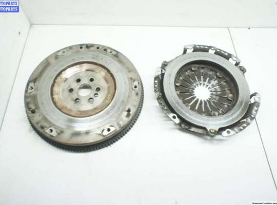 купить Маховик на Ford Focus I (1998-2005)