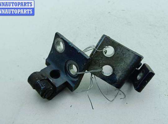 купить Петля двери передней левой на Volkswagen Golf-3