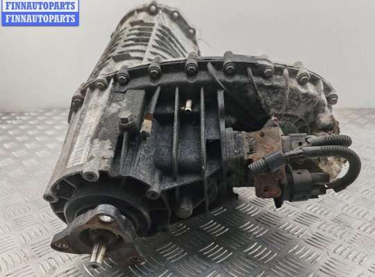 Раздаточный редуктор КПП (раздатка) на Volkswagen Touareg I (7L)