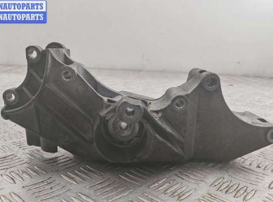 купить Кронштейн генератора на Volkswagen Golf-4