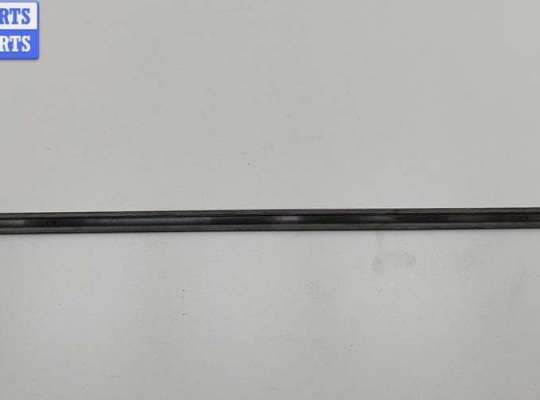 купить Молдинг двери передней правой на Ford Mondeo III (2000-2007)