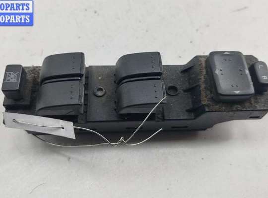 купить Блок кнопок управления стеклоподъемниками на Mazda 6 (2002-2007) GG/GY