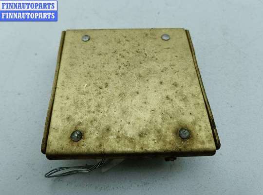 Купить Блок управления вентилятором радиатора на Audi A6 C4 (1994-1997) Блок управления вентилятором радиатора AU1647911 на Audi A6 C4 (1994-1997)