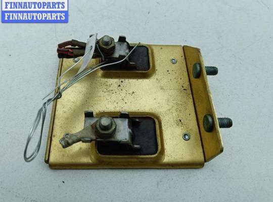 купить Блок управления вентилятором радиатора на Audi A6 C4 (1994-1997)