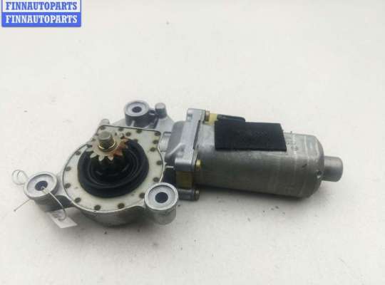 купить Моторчик стеклоподъемника передний правый на Volvo 850