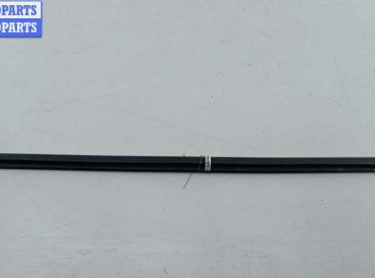 купить Молдинг стекла двери задней левой наружный на Ford Focus III (2011-2018)