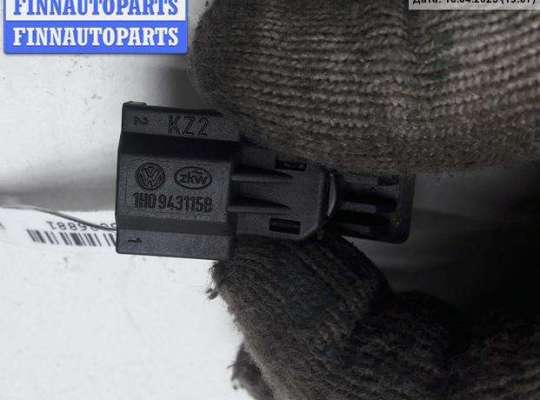 купить Подсветка номера на Volkswagen Golf-3