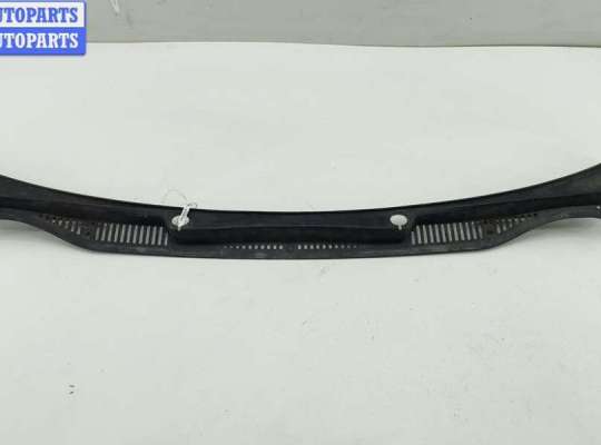 Дождевик VG2715613 на Volkswagen Caddy (2004-2010)