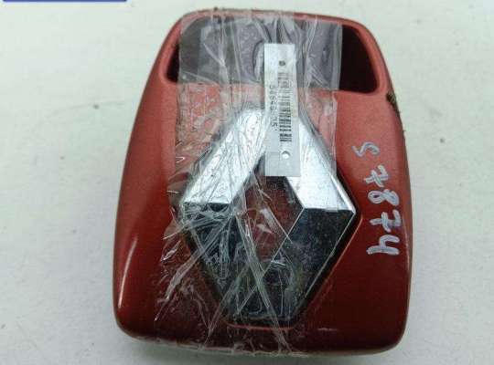 купить Кнопка открывания багажника на Renault Laguna II (2001-2007)