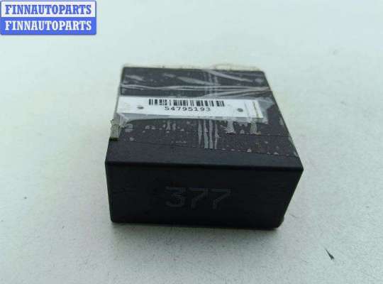 купить Реле стеклоочистителя (дворников) на Volkswagen Passat B5+ (GP)