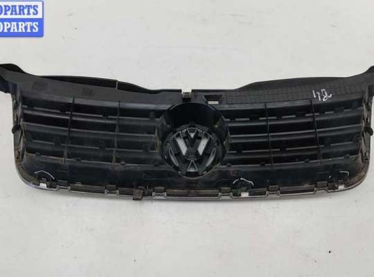 купить Решетка радиатора на Volkswagen Passat B5+ (GP)