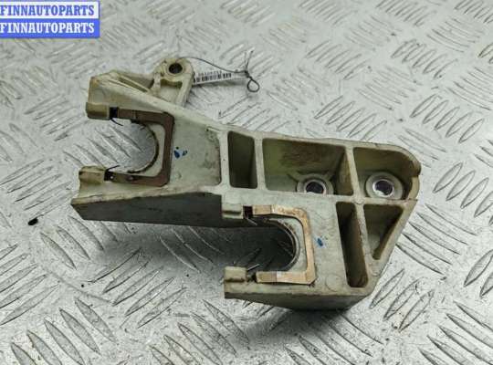 купить Кронштейн крепления на Peugeot 307