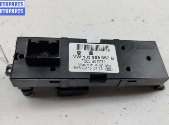 купить Блок кнопок управления стеклоподъемниками на Volkswagen Passat B5+ (GP)