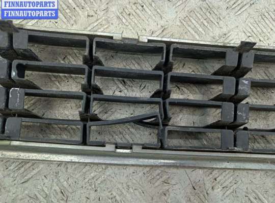 купить Решётка (заглушка) в бампер на Audi A4 B6 (2001-2004)