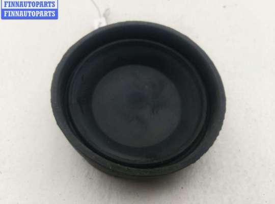 купить Крышка (заглушка) задняя фары правой на Volkswagen Passat B5