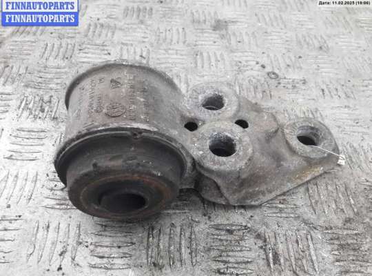 купить Кронштейн крепления на Volkswagen Passat B5