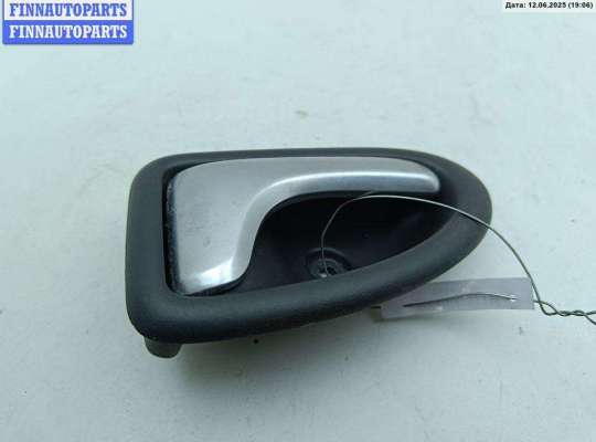 купить Ручка двери внутренняя задняя правая на Renault Clio II (1998-2008)