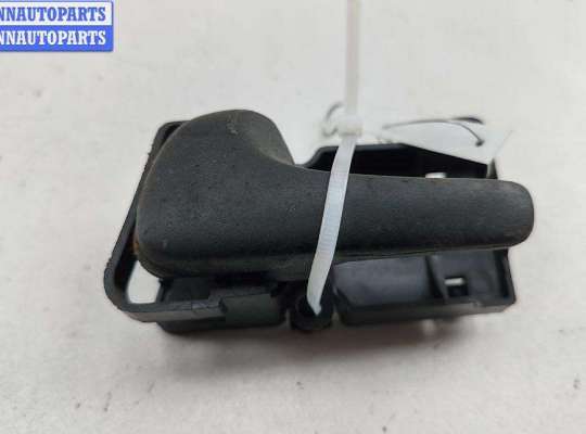 Ручка двери внутренняя задняя левая VG2751137 на Volkswagen Passat B4