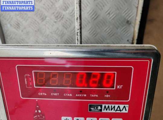 купить Молдинг стекла двери передней левой наружный на Volkswagen Passat B5