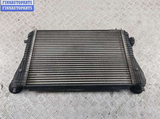 купить Радиатор интеркулера на Volkswagen Passat B6