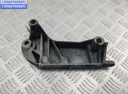 купить Кронштейн двигателя опорный на Opel Vectra C (2002-2008)