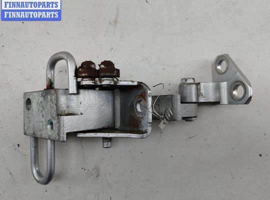 купить Петля двери задней левой на Volkswagen Passat B6