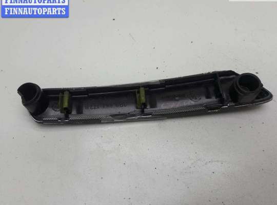 Ручка двери внутренняя на Volkswagen Passat B5 (3B)