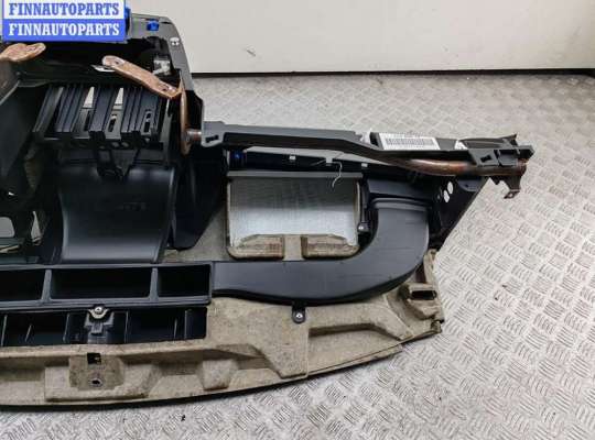 купить Панель приборная (торпедо) на Opel Astra H (2004-2009)