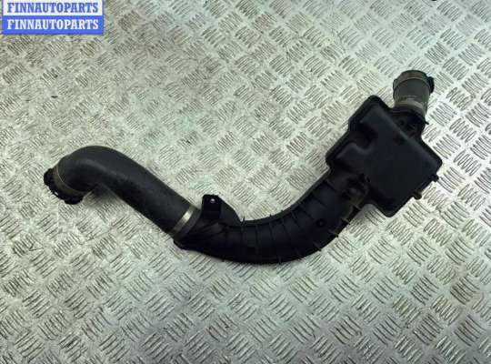 Патрубок интеркулера RN1576967 на Renault Scenic III (2009-2015)