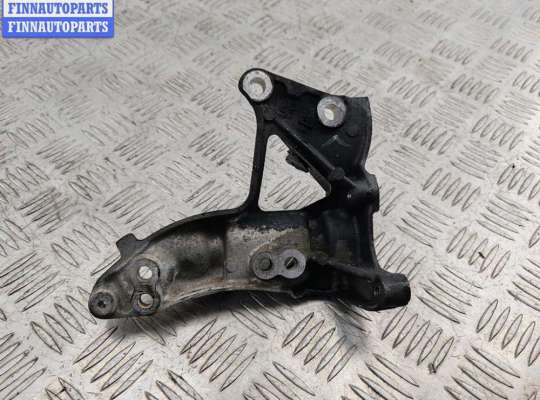 купить Кронштейн генератора на Ford Focus II (2004-2011)