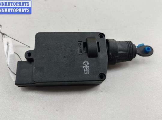 Активатор (привод) замка багажника HN590151 на Hyundai Santa Fe (2006-2012)