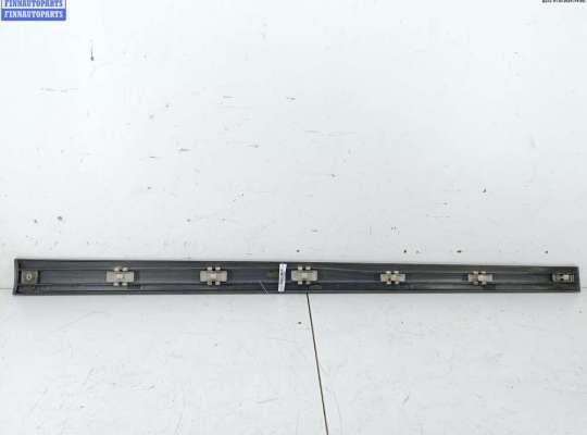 купить Молдинг двери передней правой на Mercedes C-Class W203 (2000-2006)