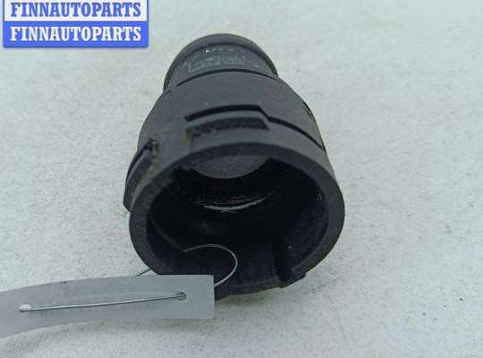 купить Фланец (тройник) системы охлаждения на Volkswagen Passat B6