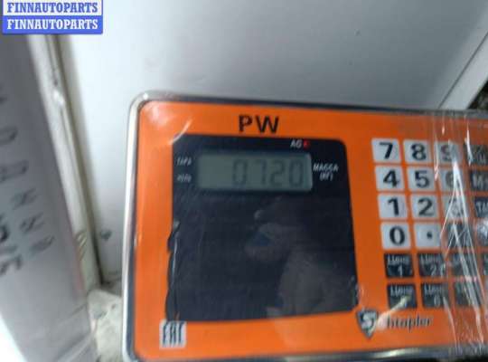 Ремень безопасности на Volkswagen Transporter T4