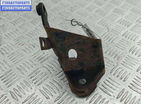 купить Кронштейн двигателя опорный на Volkswagen Passat B4