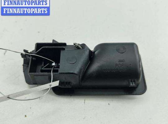 купить Ручка двери внутренняя задняя левая на Audi 80 B4 (1991-1996)