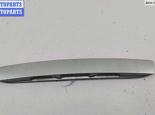 купить Накладка подсветки номера на Mazda 6 (2002-2007) GG/GY