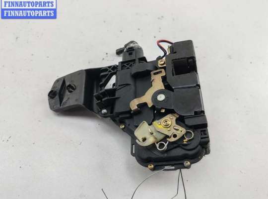 купить Замок двери передней левой на Volkswagen Passat B5