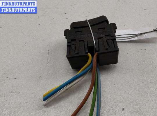 купить Кнопка обогрева сидений на Mercedes W124 (1985-1995)