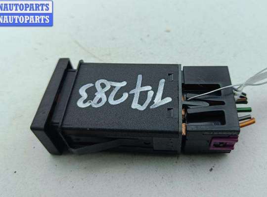 купить Кнопка аварийной сигнализации (аварийки) на Volkswagen Passat B5