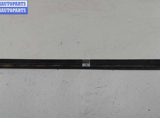 купить Молдинг двери передней левой на Audi A4 B6 (2001-2004)