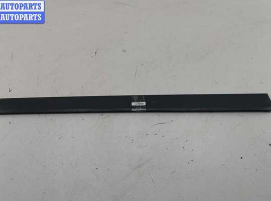 купить Молдинг двери передней левой на Audi A4 B6 (2001-2004)