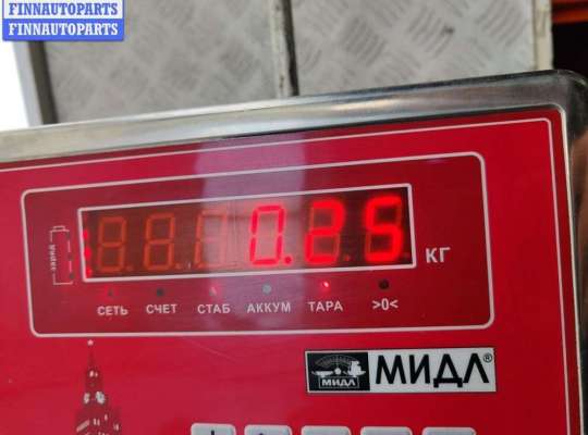 купить Рамка фары противотуманной левой на Volkswagen Passat B6