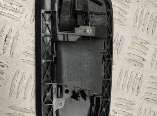 купить Ручка двери внутренняя передняя правая на Seat Alhambra (2000-2010)