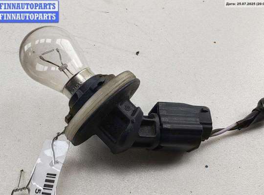 купить Патрон лампы указателя поворота на Renault Modus