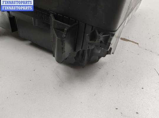 купить Блок предохранителей на Volkswagen Sharan (2000-2010)