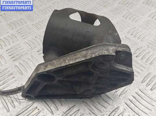 купить Кронштейн крепления на Mercedes Vito-1 W638 (1996-2003)