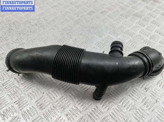 купить Патрубок воздушного фильтра на Volkswagen Passat B5+ (GP)